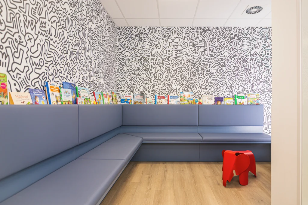 veit design projekt kinderärzte neckarau schaut stock praxisimpressionen